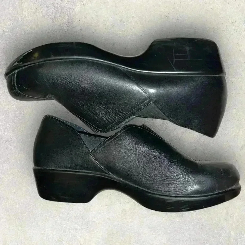 Dansko clogs size 38‎